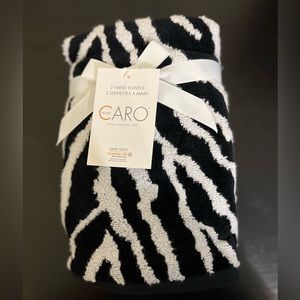 NWT Zebra Hand Towels
